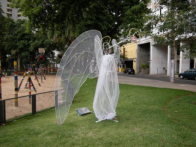 公園の天使 地球の反対側にて ブラジル生活つれづれ